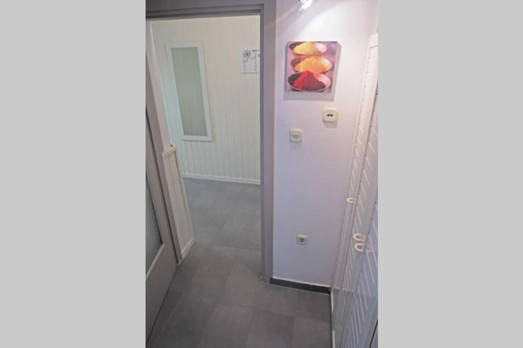 Cozy Apartment Alma, Two Steps From The Sea Medulin Exterior foto